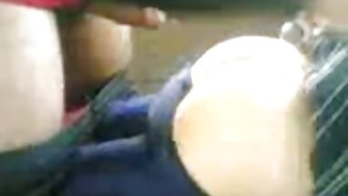 Masanın hd türk porno film üzerinde sevimli büyük göt