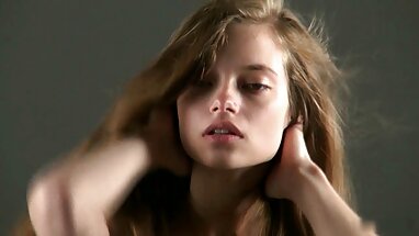 Buraya gel türk türbanlı porno film ve dikkatimi Dağıt