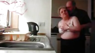 Mükemmel türbanlı porno film izle kız kıçını döner